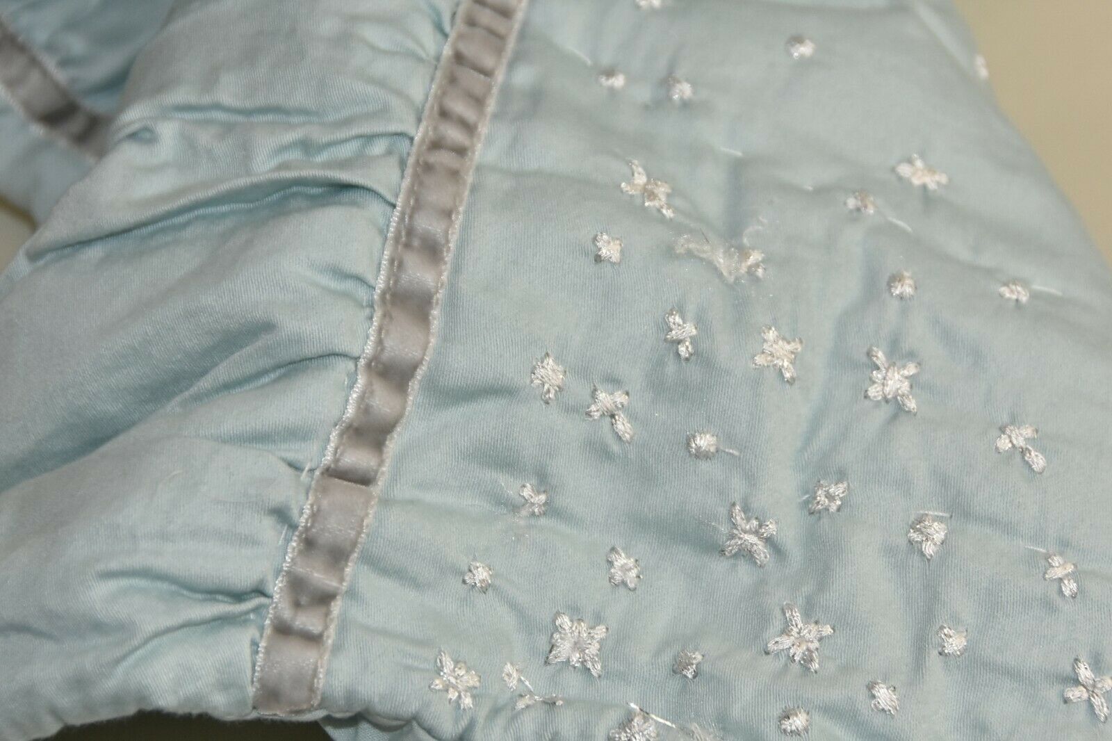 NEW Pottery Barn Kids 2 PC Frozen Sateen Quilted Shams Blue White STANDARD - Fresh Stock Dated December 2025