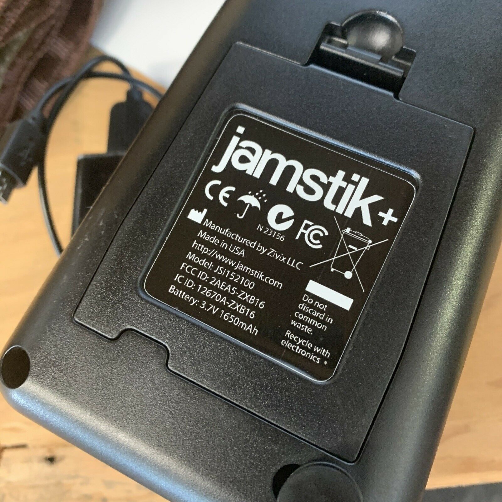 zivix Jamstik + 6 string digital smart guitar JSI152100 (black) excellent condit - Fresh Stock Dated February 2026