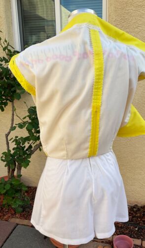 Vintage 1960s the VESTED GENTRESS yellow skirt w/ dog /Bird /Birdbath/flowers M - Fresh Stock Dated February 2026