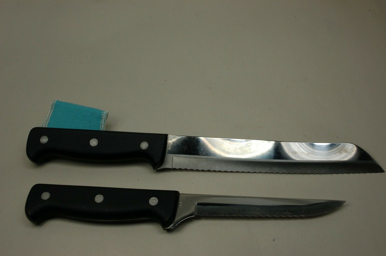 2pc J.A. Henckels International Ever-Sharp Pro Knife Set - Fresh Stock Dated December 2025