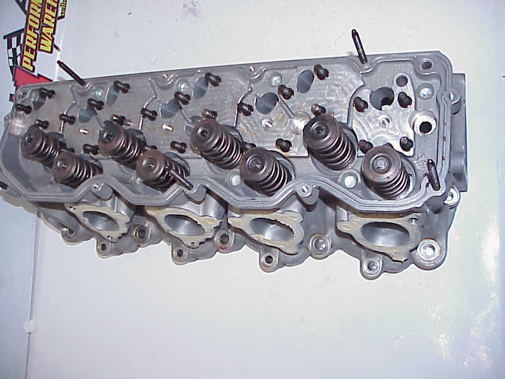 2 FRESH R07 Chevy GM Aluminum Heads with NEW Del West Titanium Valves JR4 - Fresh Stock Dated February 2026