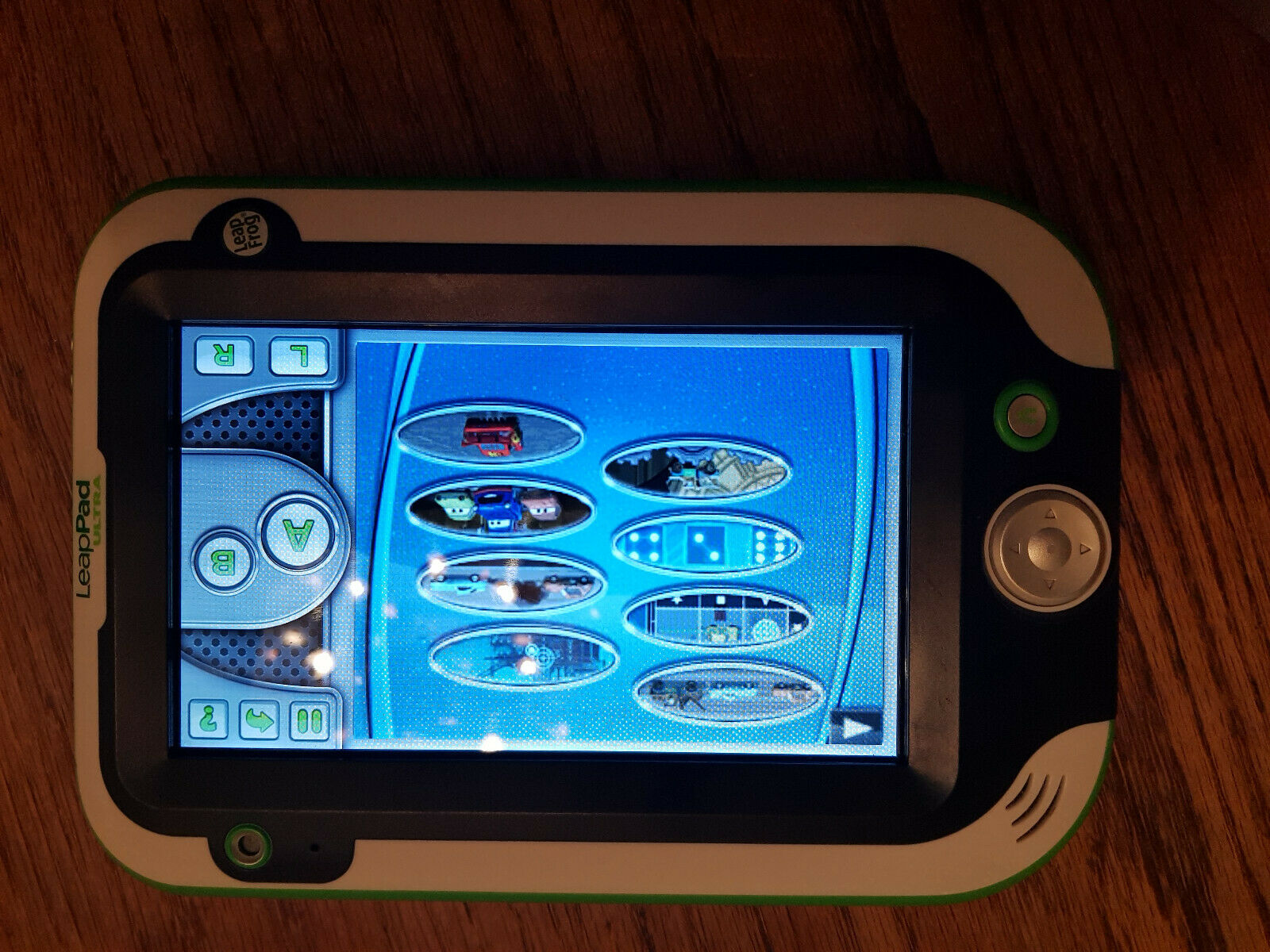 Leapfrog LeapPad Ultra. Excellent condition. Almost 0 worth of games loaded. - Fresh Stock Dated February 2026