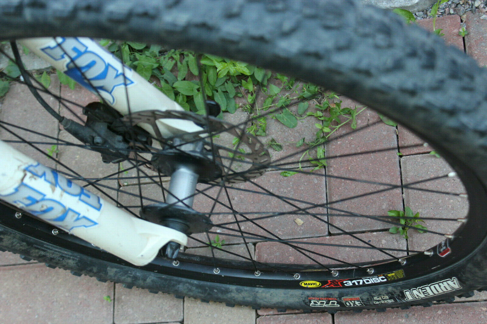 Jamis Dakar XCR Full Suspension Mountain Bike 15