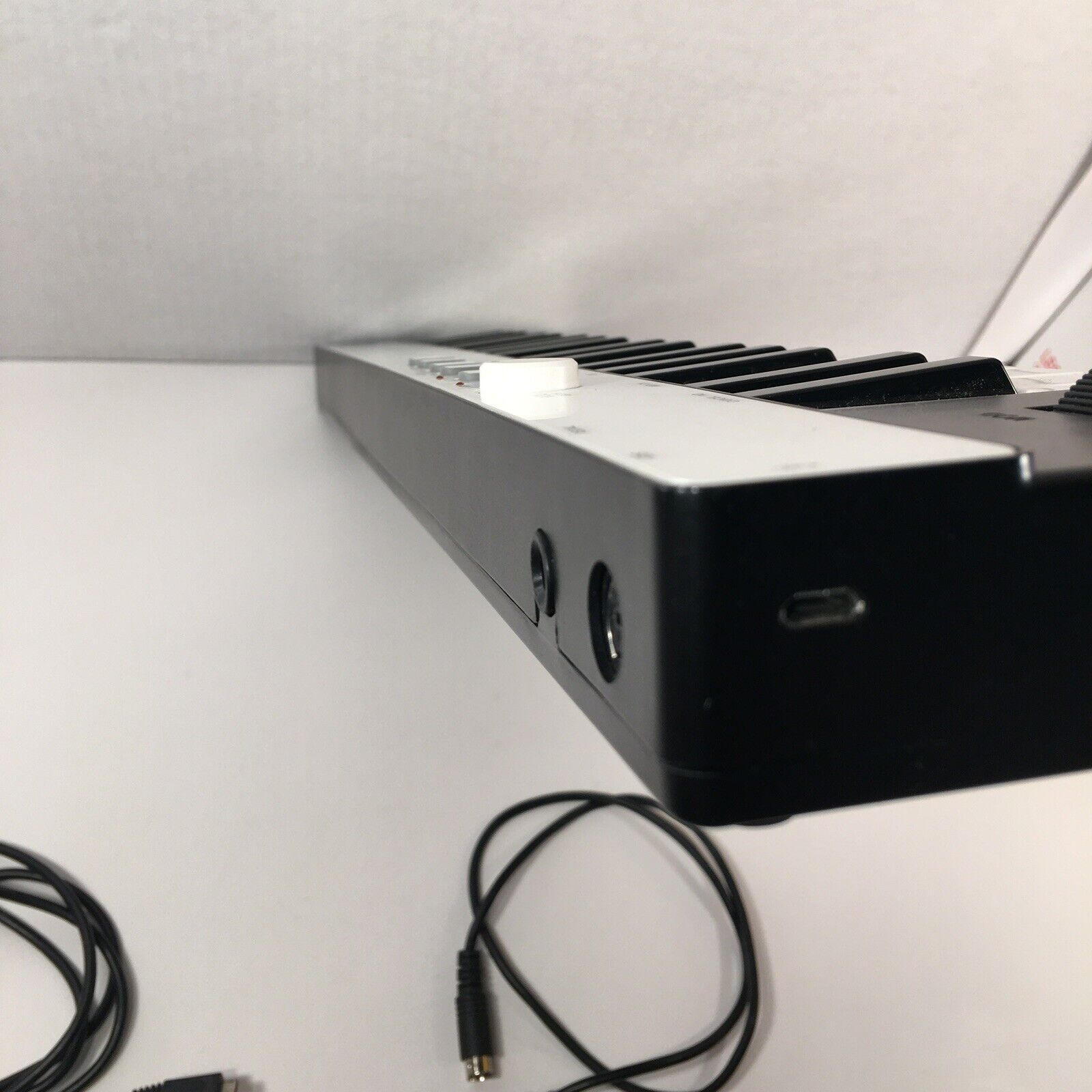 iRig Keys 37-Key Mini MIDI Keyboard Controller IK Multimedia w/Lightning Cable￼! - Fresh Stock Dated February 2026