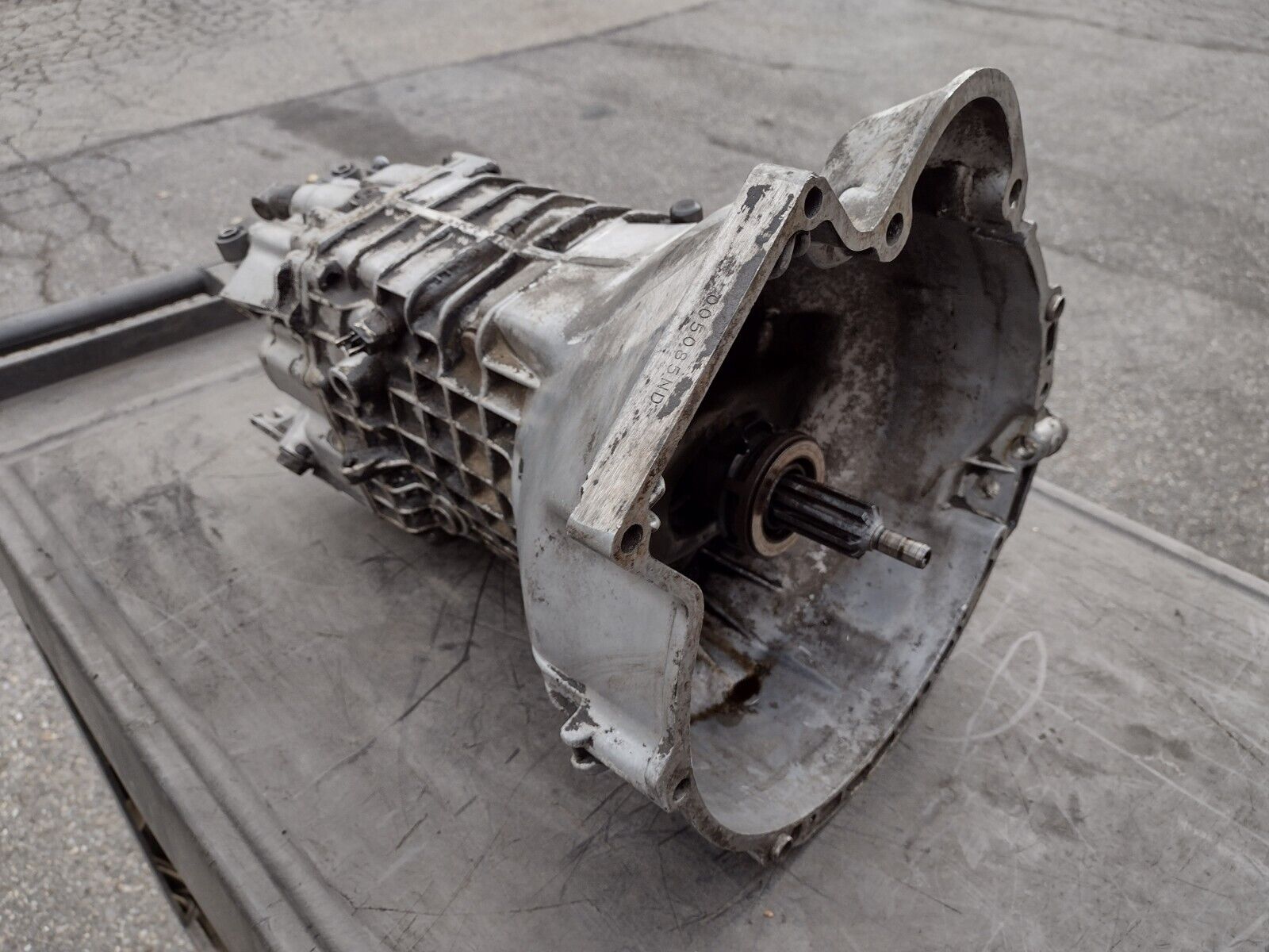 1983 BMW E24 633CSi Euro Getrag 260 5 speed manual transmission - Untested - Fresh Stock Dated February 2026