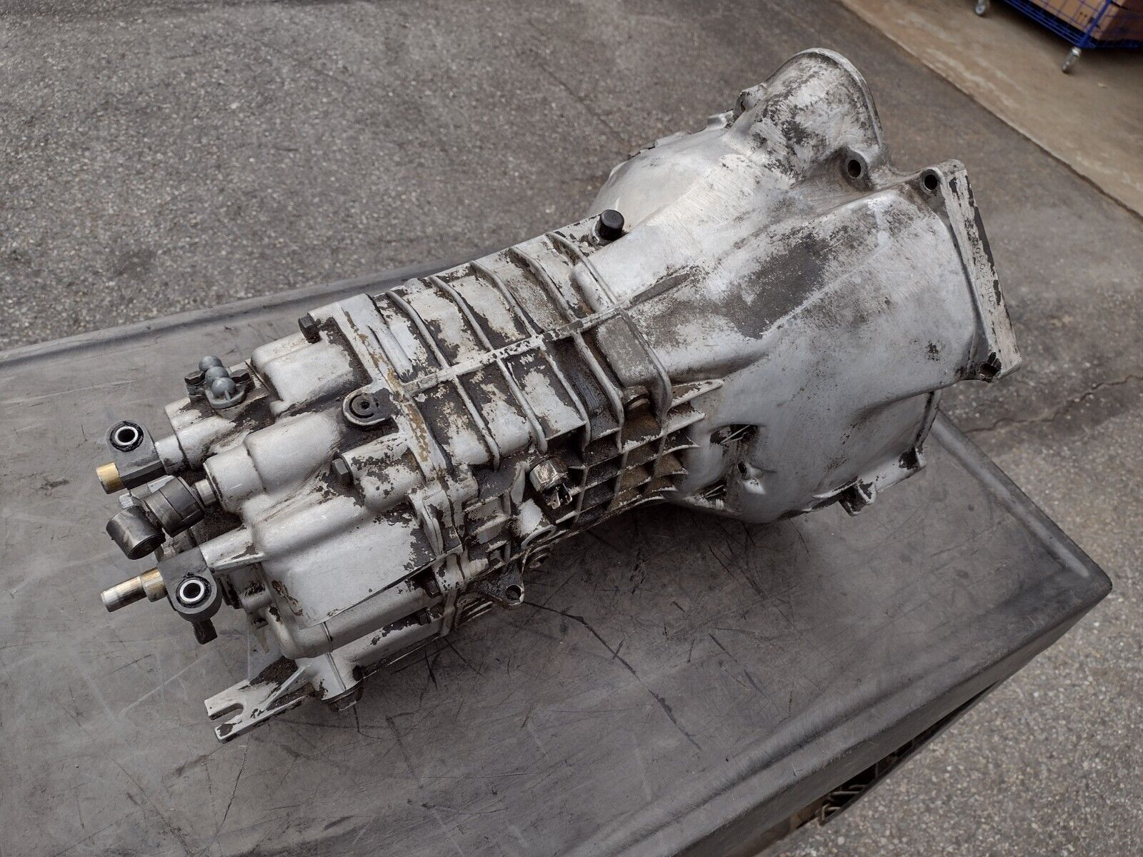 1983 BMW E24 633CSi Euro Getrag 260 5 speed manual transmission - Untested - Fresh Stock Dated February 2026