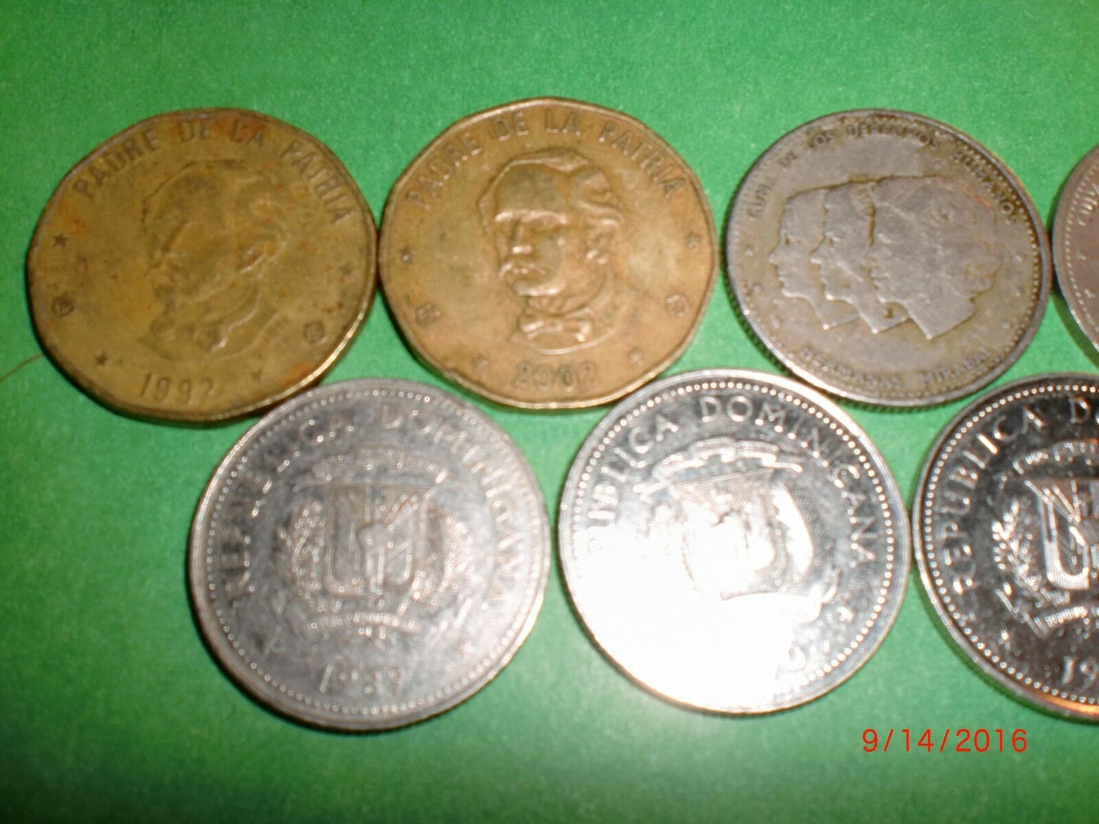 - DOMINICAN REPUBLIC - 7  OLD & NEW HIGH DENOMINATION COINS - RARE-1986-2002#7DX - Fresh Stock Dated December 2025