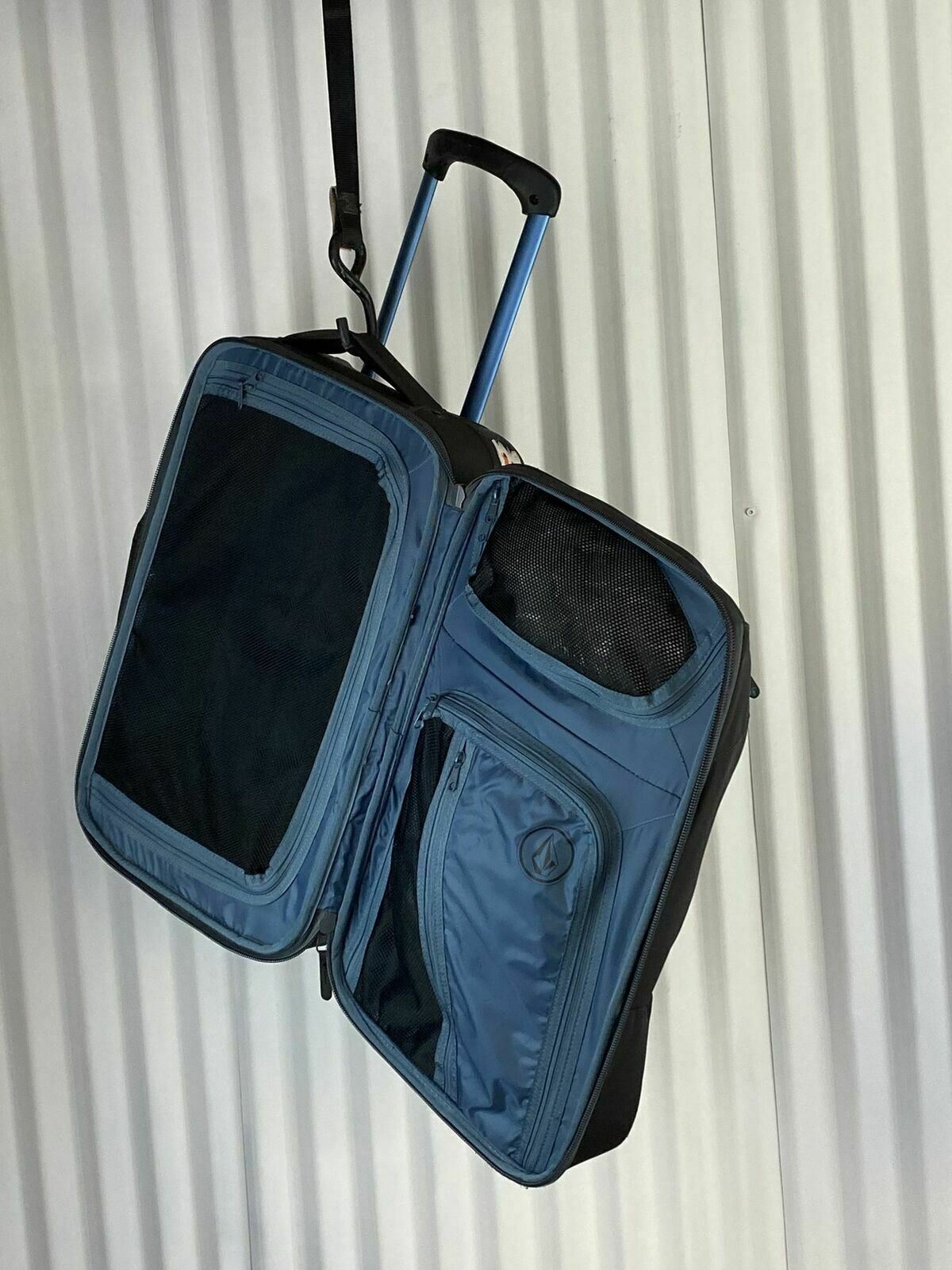 Volcom Rolling Hauler - Fresh Stock Dated February 2026