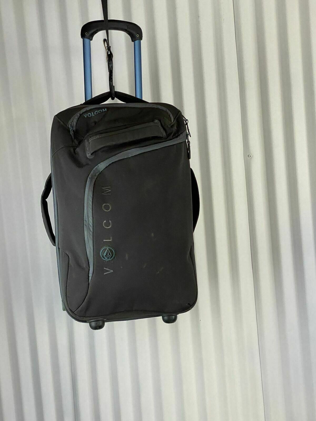 Volcom Rolling Hauler - Fresh Stock Dated February 2026