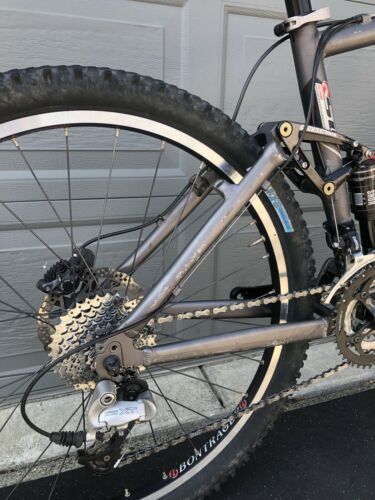 TREK Fuel 80 Full Suspension Mountain Bike XC  Rock Shox Bontrager WTB Shimano - Fresh Stock Dated February 2026