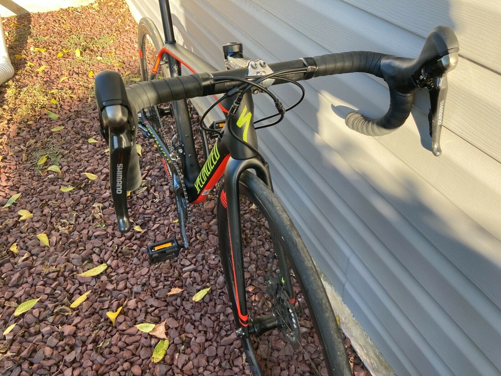 Specialized Tarmac Expert Disc Road Bike -52 cm - Fresh Stock Dated February 2026