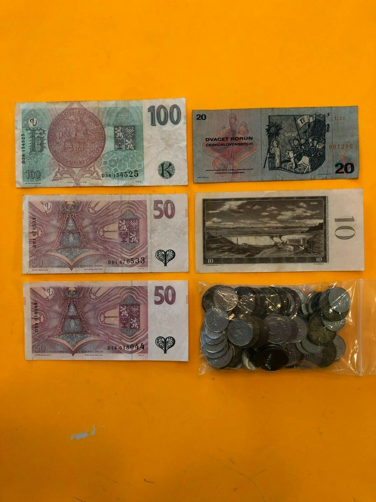 Lot of 5 piece Czechoslovakian Paper Money + coinage-1960s-70s-90's era - Fresh Stock Dated February 2026