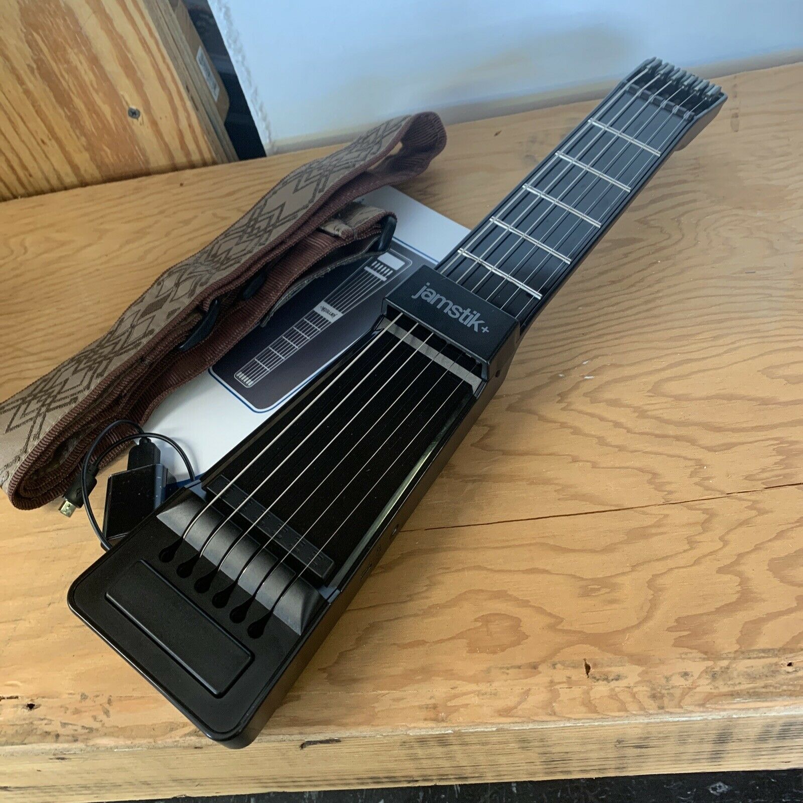 zivix Jamstik + 6 string digital smart guitar JSI152100 (black) excellent condit - Fresh Stock Dated February 2026