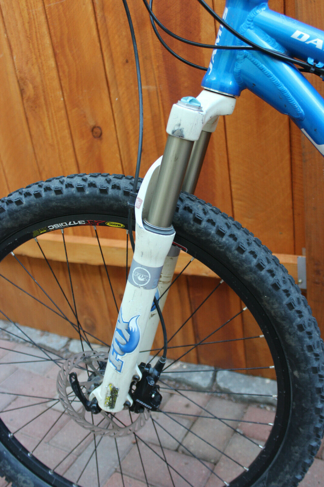 Jamis Dakar XCR Full Suspension Mountain Bike 15