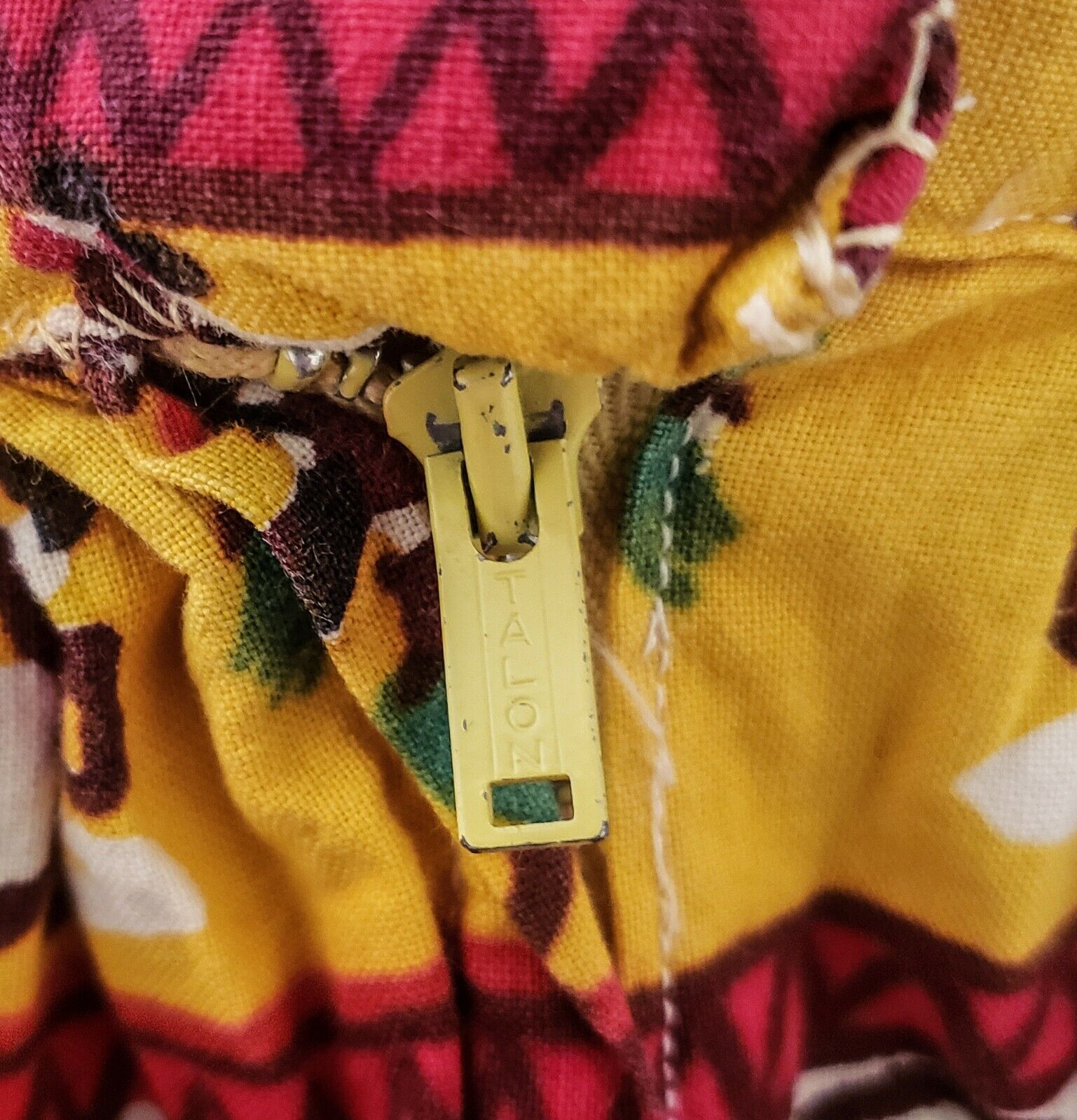 Unique Vtg 1950s 50s Tribal African Dance Novelty FULL CIRCLE SWING SKIRT  sz 6 - Fresh Stock Dated March 2026