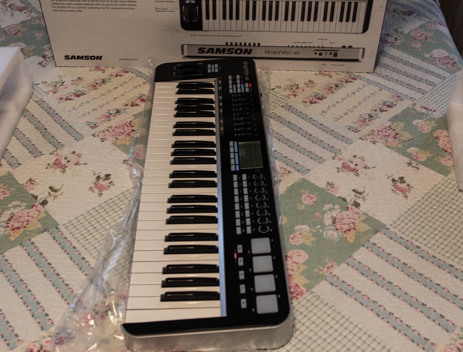 Samson Graphite 49 49-key Keyboard Controller - Fresh Stock Dated December 2025
