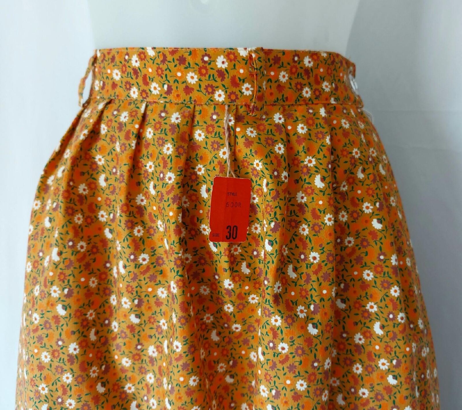 NWT TINY FLORAL PRINT 50s 60s Vintage Mid-Century A-line SKIRT - 30 inch waist - Fresh Stock Dated March 2026