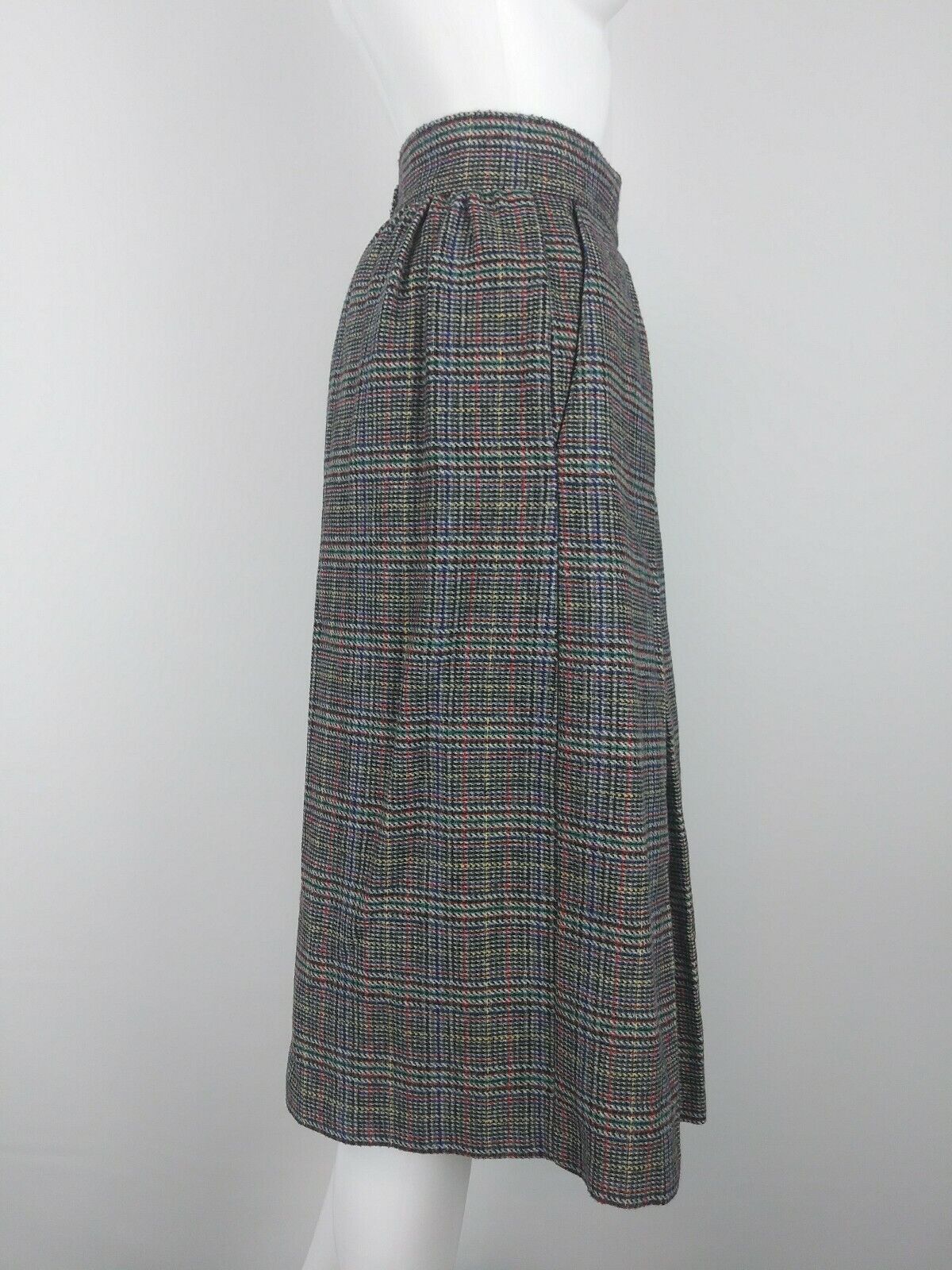 TR Bentley vintage skirt medium wool blend plaid knee length pleated MADE IN USA - Fresh Stock Dated March 2026