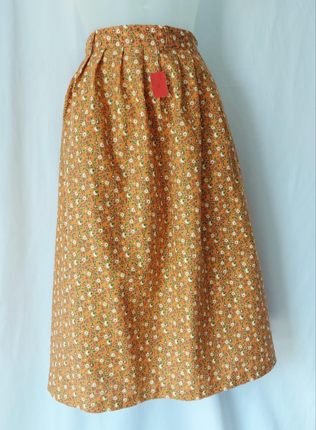 NWT TINY FLORAL PRINT 50s 60s Vintage Mid-Century A-line SKIRT - 30 inch waist - Fresh Stock Dated March 2026