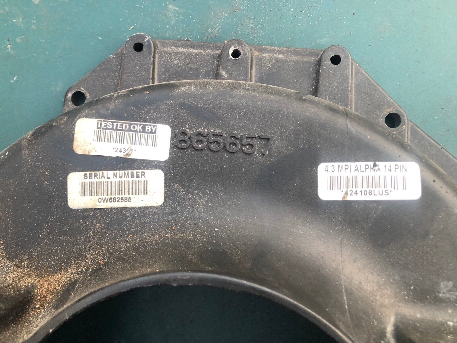 Mercruiser Bell Housing V8 GM Bravo sterndrives 865657 - Fresh Stock Dated February 2026