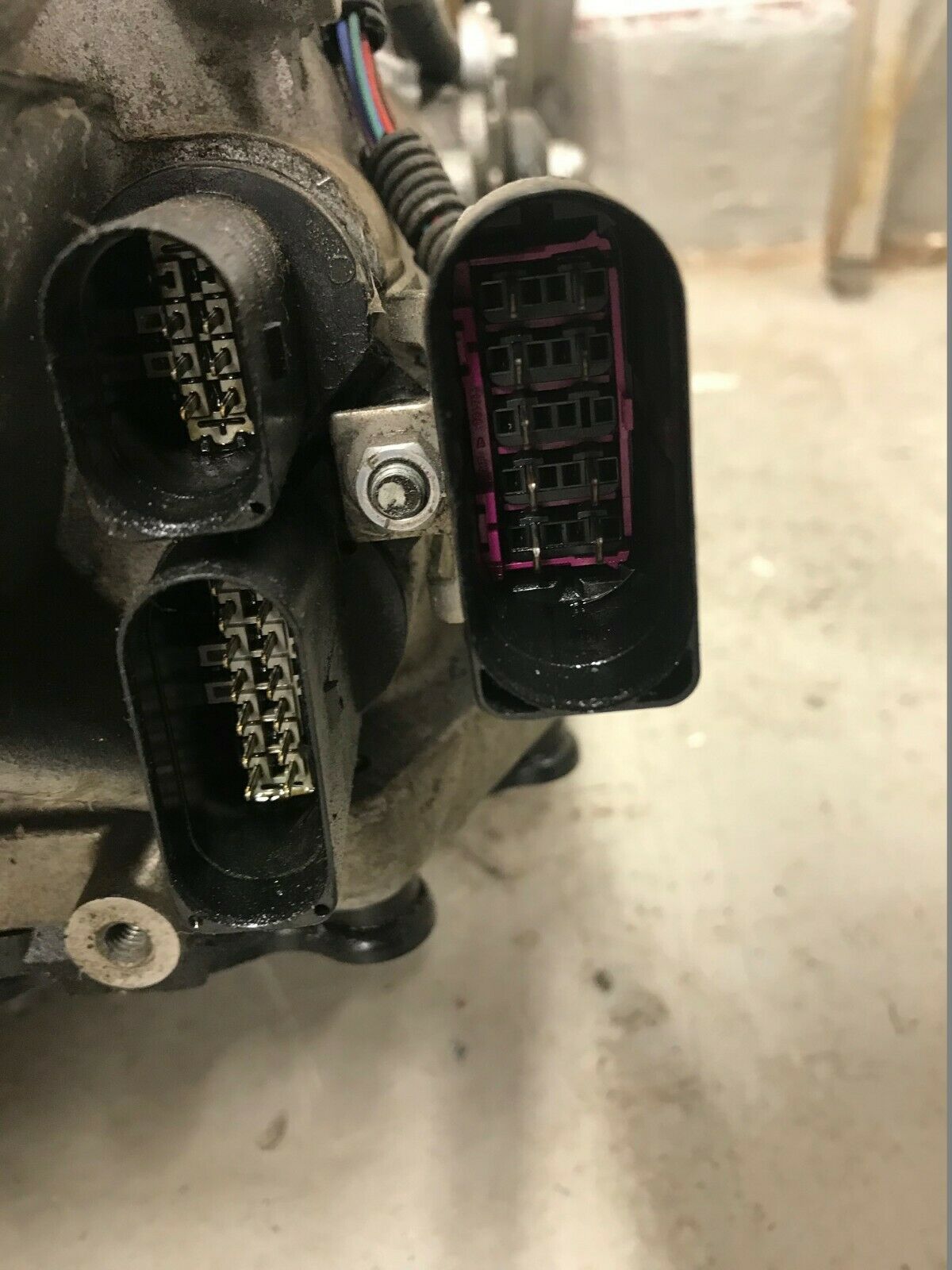 Porsche 2006 Cayenne v-8 S automatic transmission used 95530001021 - Fresh Stock Dated February 2026