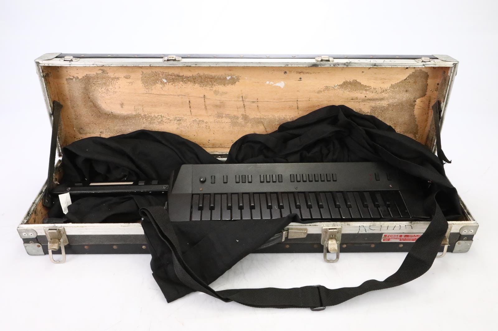 Yamaha KX5 Keytar MIDI Controller w/ Forge II Case Bon Iver #45812 - Fresh Stock Dated February 2026