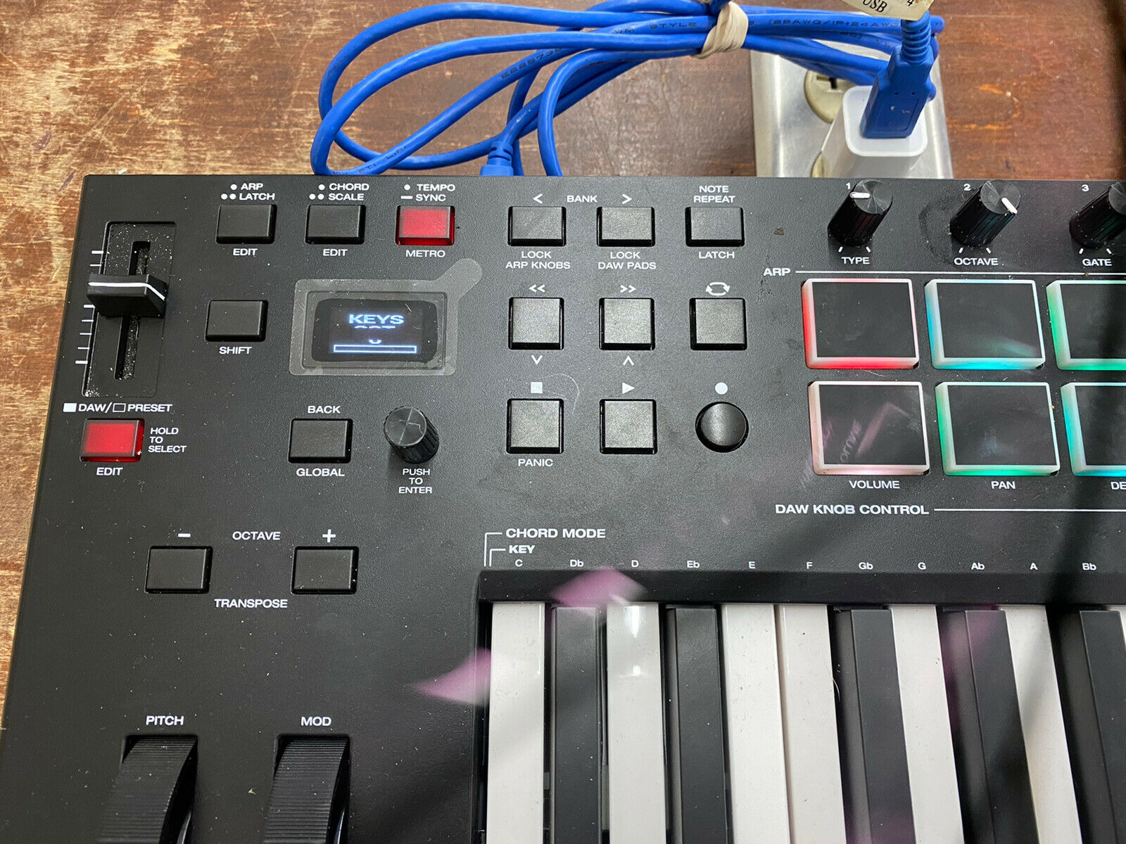 M-Audio Oxygen Pro 25 25-Key USB Powered MIDI Controller Keyboard w/ 16 Pads - Fresh Stock Dated February 2026