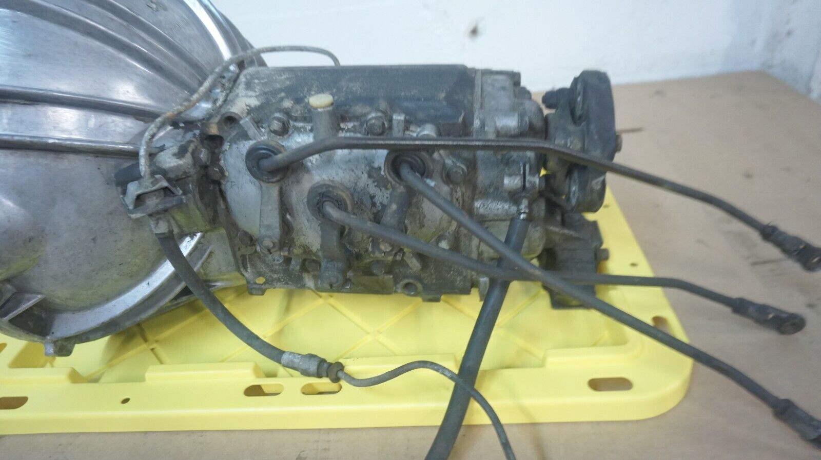 1972 MERCEDES  350SL  R107  V8  3.5L  EURO  ,   MANUAL  TRANSMISSION very rare - Fresh Stock Dated February 2026