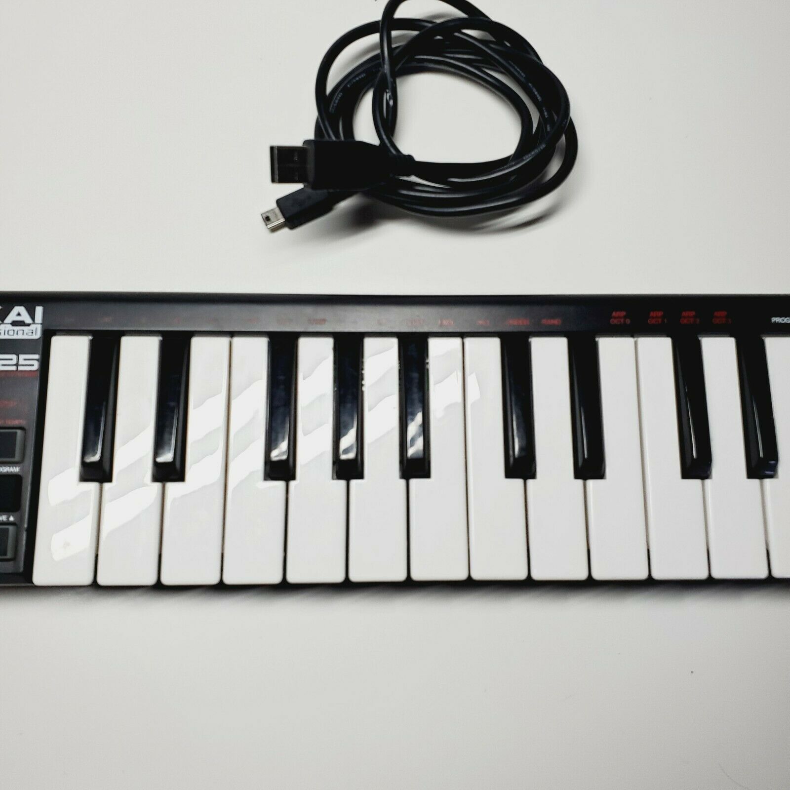 AKAI Professional LPK25 USB Powered MIDI Keyboard Tested - Fresh Stock Dated February 2026