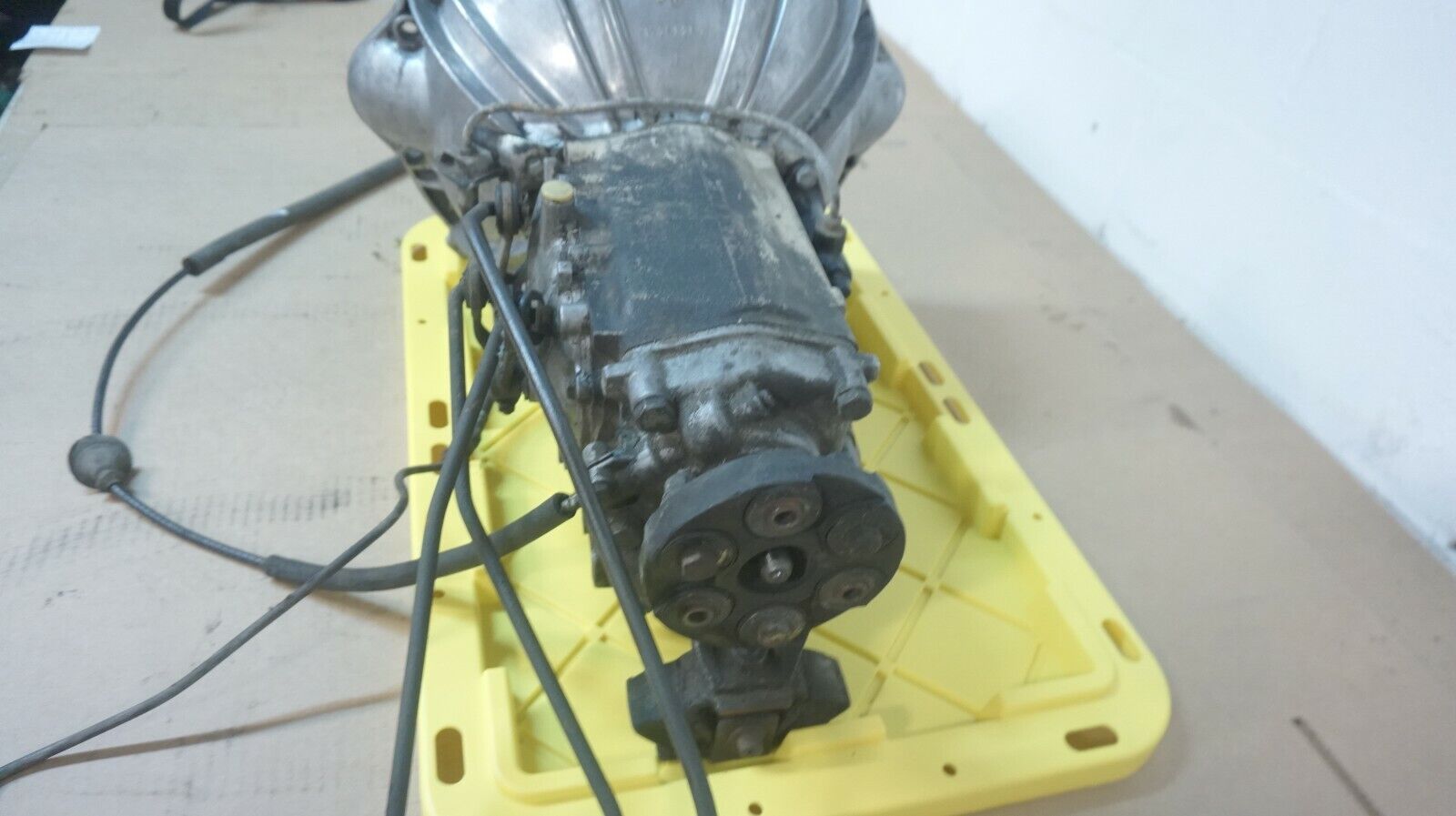 1972 MERCEDES  350SL  R107  V8  3.5L  EURO  ,   MANUAL  TRANSMISSION very rare - Fresh Stock Dated February 2026