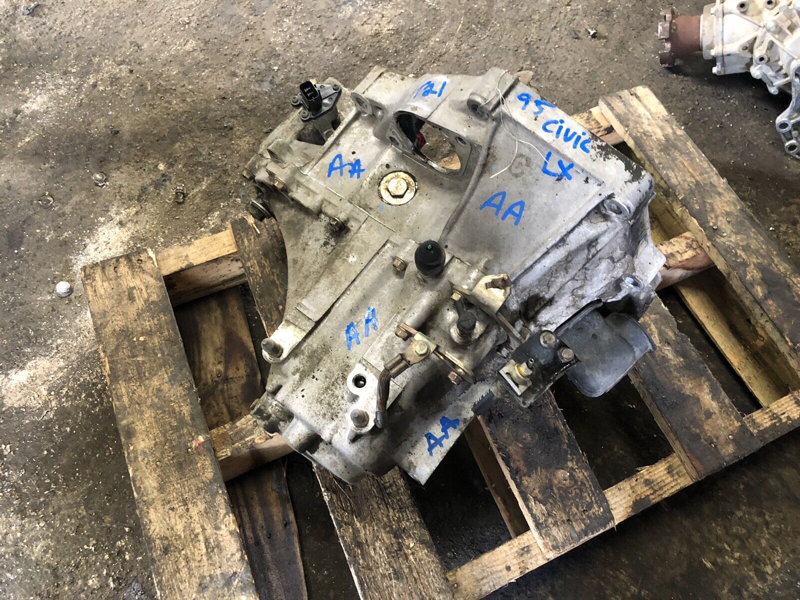 1992-1995 Honda Civic LX DX 5 Speed Manual Transmission Transaxle P20 A000 - Fresh Stock Dated February 2026