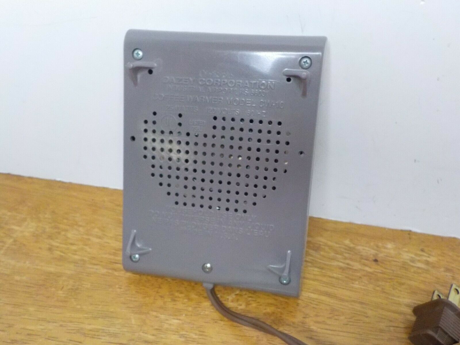 Dazey Coffee Soup Beverage Cup Mug Warmer 25 Watts CW-10, Tan/Brown - Fresh Stock Dated February 2026