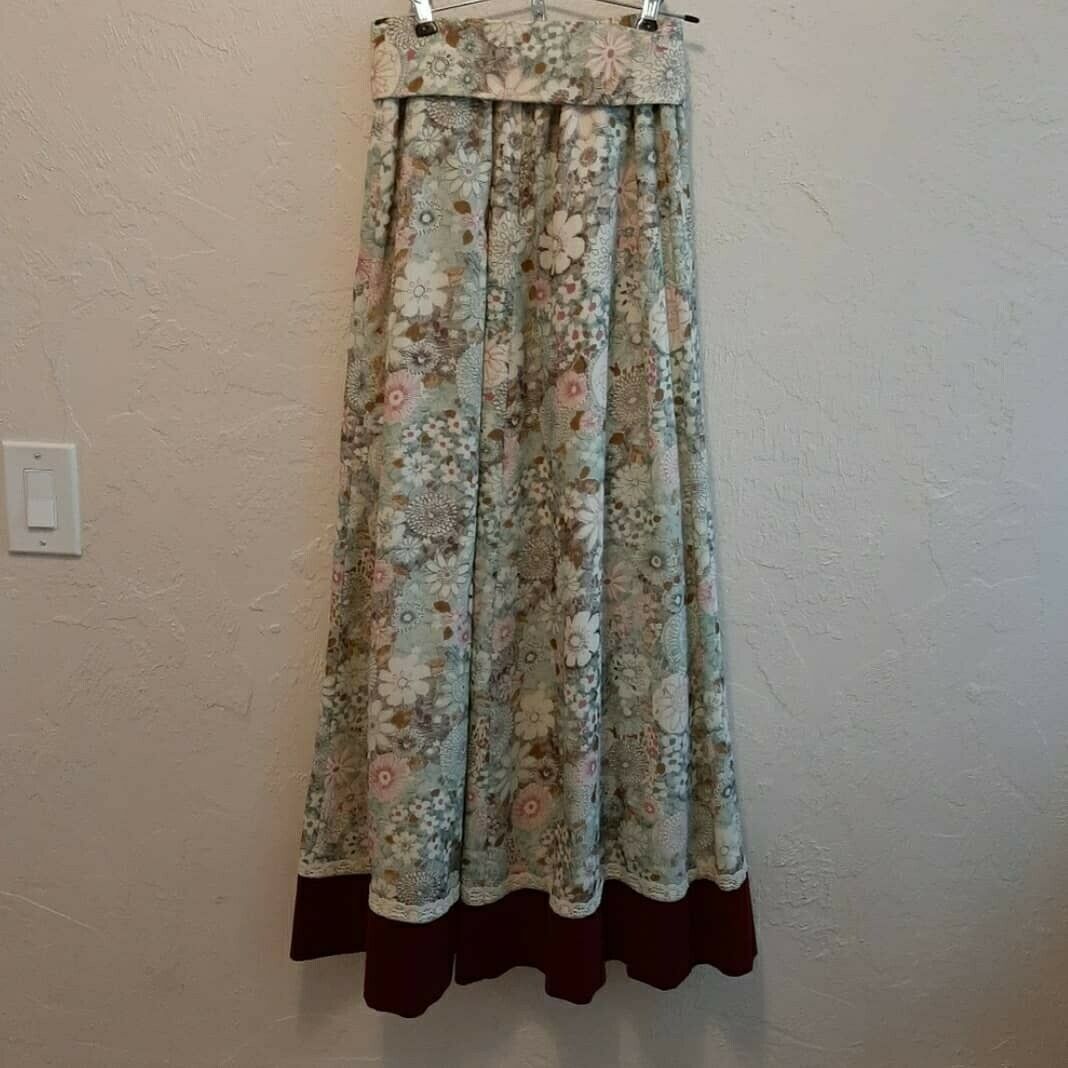 Vintage 70s Chessa Davis Cottagecore Crochet & Lace Skirt XS - Fresh Stock Dated March 2026