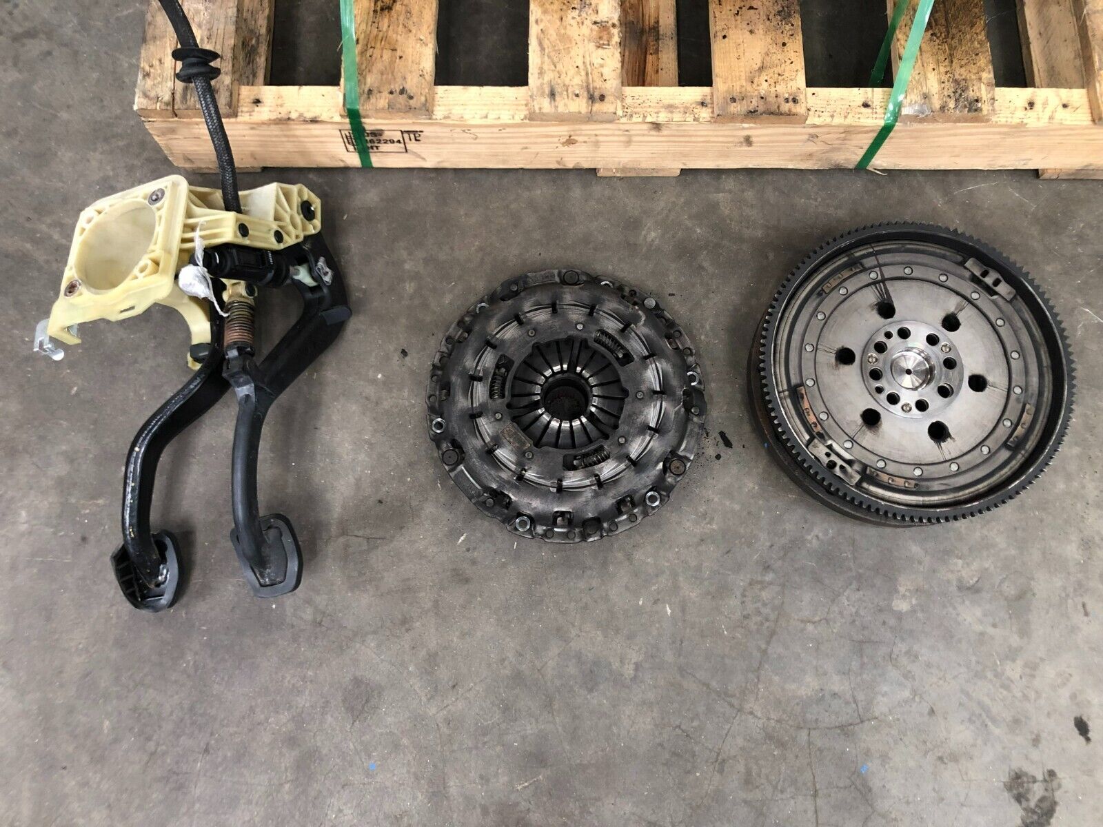 2008 BMW E60 535XI 3.0L MANUAL TRANSMISSION AWD 194K MILES, OEM LOT3224 - Fresh Stock Dated February 2026