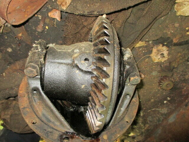 1941-1955 Cadillac rear carrier assembly with gears - Fresh Stock Dated February 2026