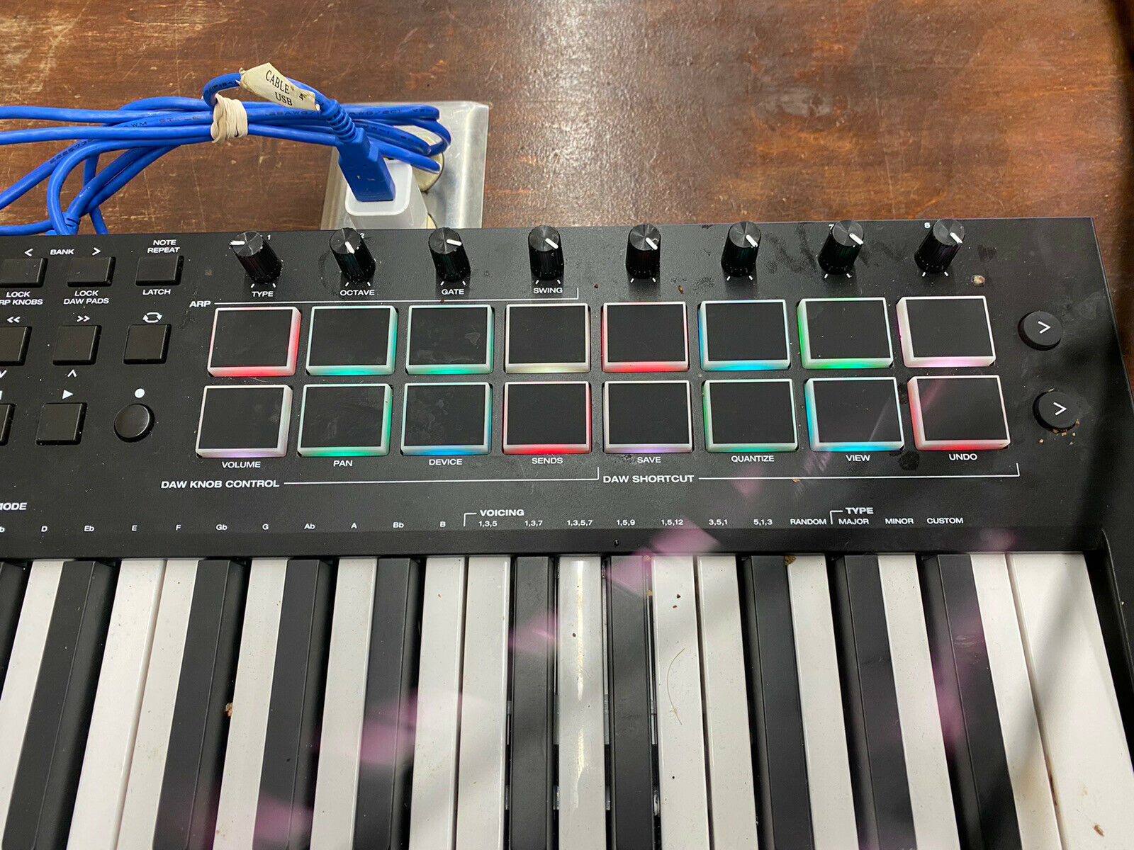 M-Audio Oxygen Pro 25 25-Key USB Powered MIDI Controller Keyboard w/ 16 Pads - Fresh Stock Dated February 2026