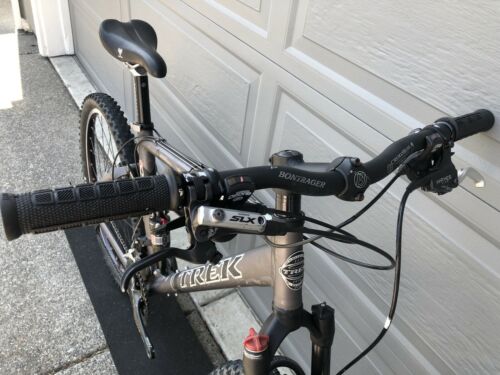 TREK Fuel 80 Full Suspension Mountain Bike XC  Rock Shox Bontrager WTB Shimano - Fresh Stock Dated February 2026