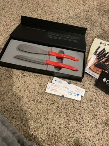 Cutco 1768 Spatula Spreader and 1766 Santoku Knife Red Handle Promo Set - Fresh Stock Dated December 2025