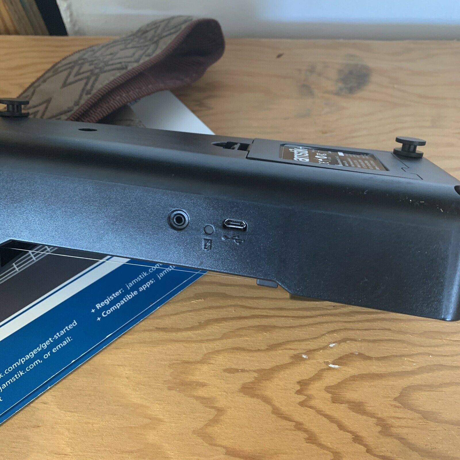 zivix Jamstik + 6 string digital smart guitar JSI152100 (black) excellent condit - Fresh Stock Dated February 2026