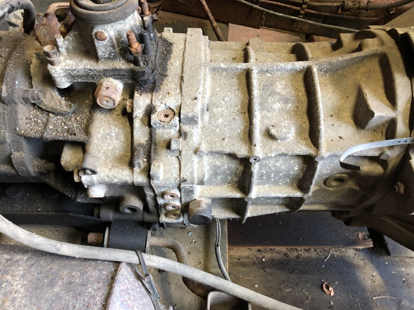 Jeep Wrangler YJ TJ 94-99 AX15 Transmission 4.0L 6 Cylinder complete - Fresh Stock Dated February 2026