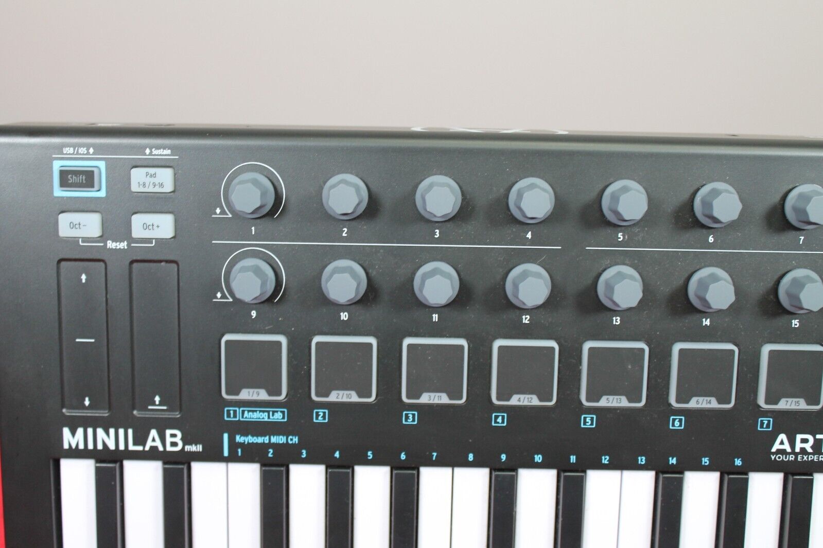 ARTURIA MINILAB MKII MINI HYBRID KEYBOARD CONTROLLER & USB - Fresh Stock Dated February 2026