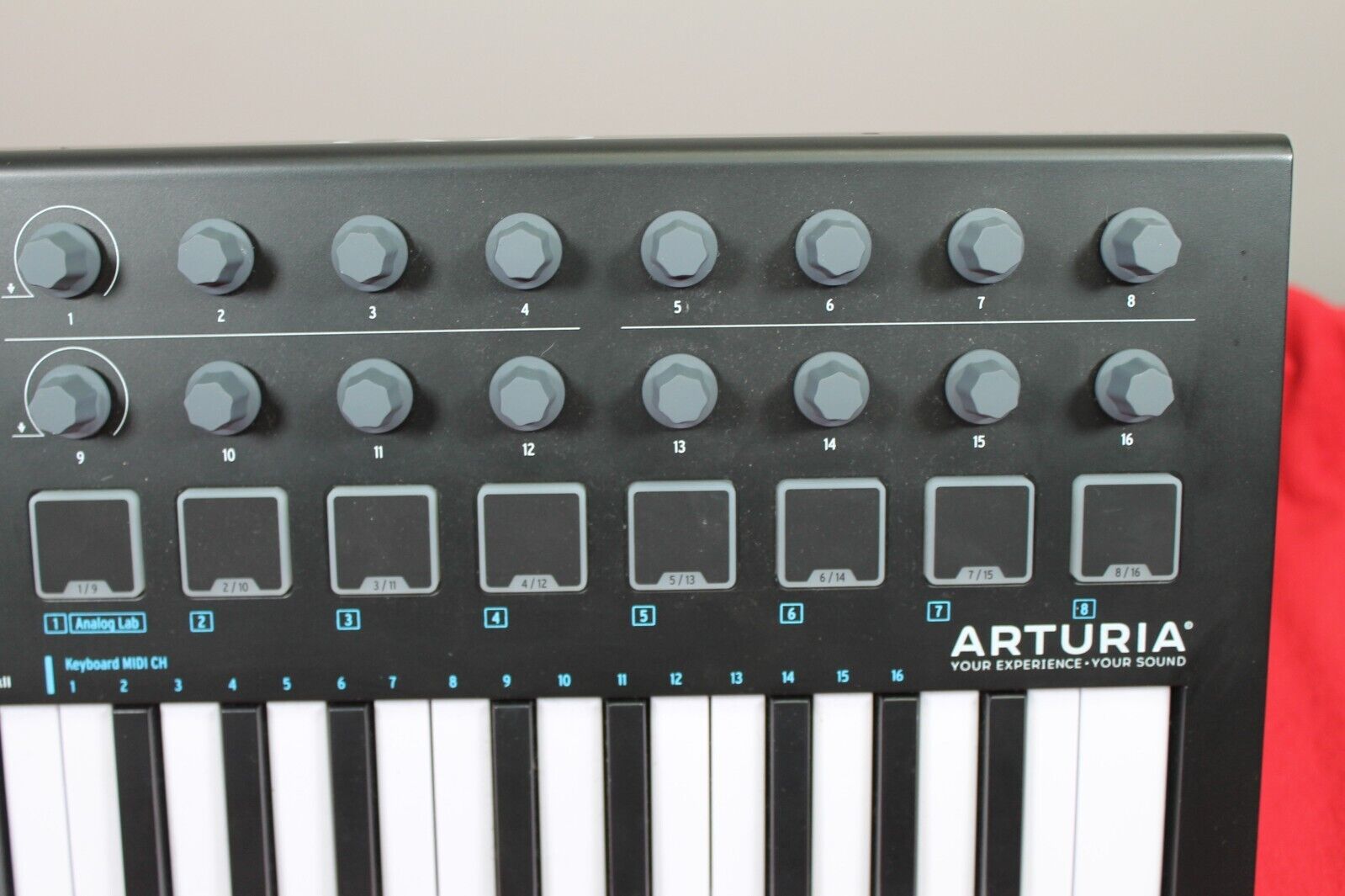 ARTURIA MINILAB MKII MINI HYBRID KEYBOARD CONTROLLER & USB - Fresh Stock Dated February 2026