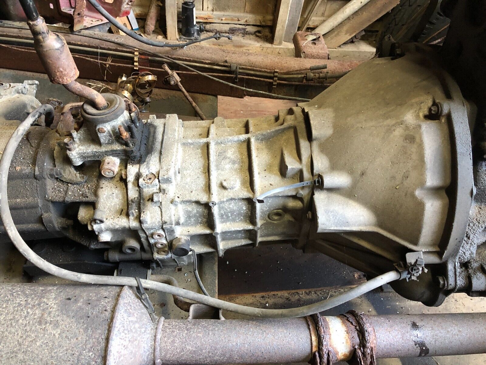 Jeep Wrangler YJ TJ 94-99 AX15 Transmission 4.0L 6 Cylinder complete - Fresh Stock Dated February 2026