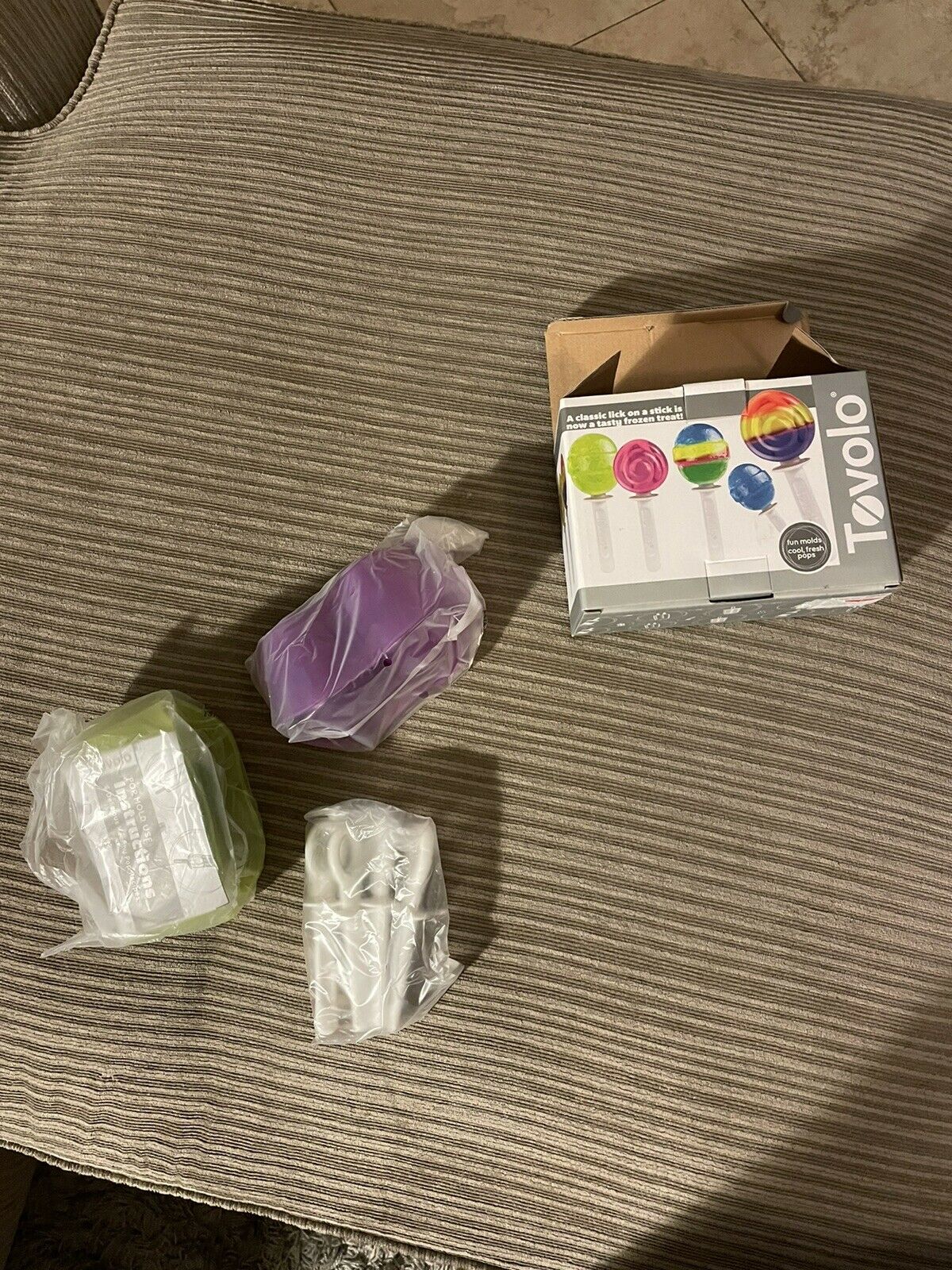 Tovolo Set of 4 LolliPop Molds Create Healthy Frozen Treats-NEW - Fresh Stock Dated February 2026