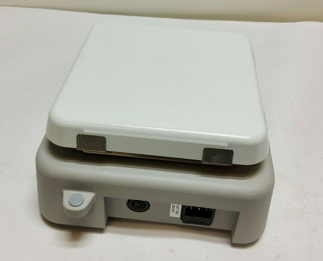 New Flinn Scientific Hot Plate and Magnetic Stirrer AP9802 - Fresh Stock Dated February 2026