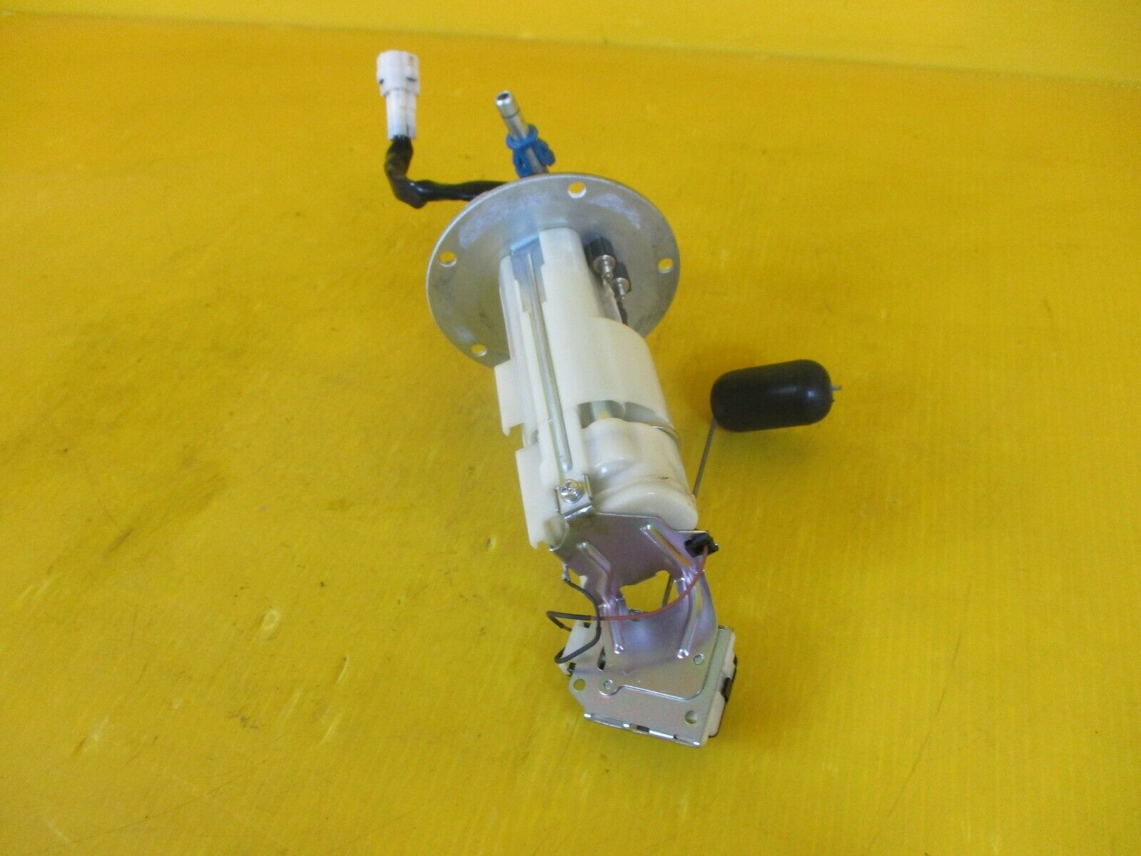 08 09 2008 2009 SUZUKI GSXR 600 750 FUEL PUMP GAS SENDING UNIT GASKET OEM - Fresh Stock Dated February 2026