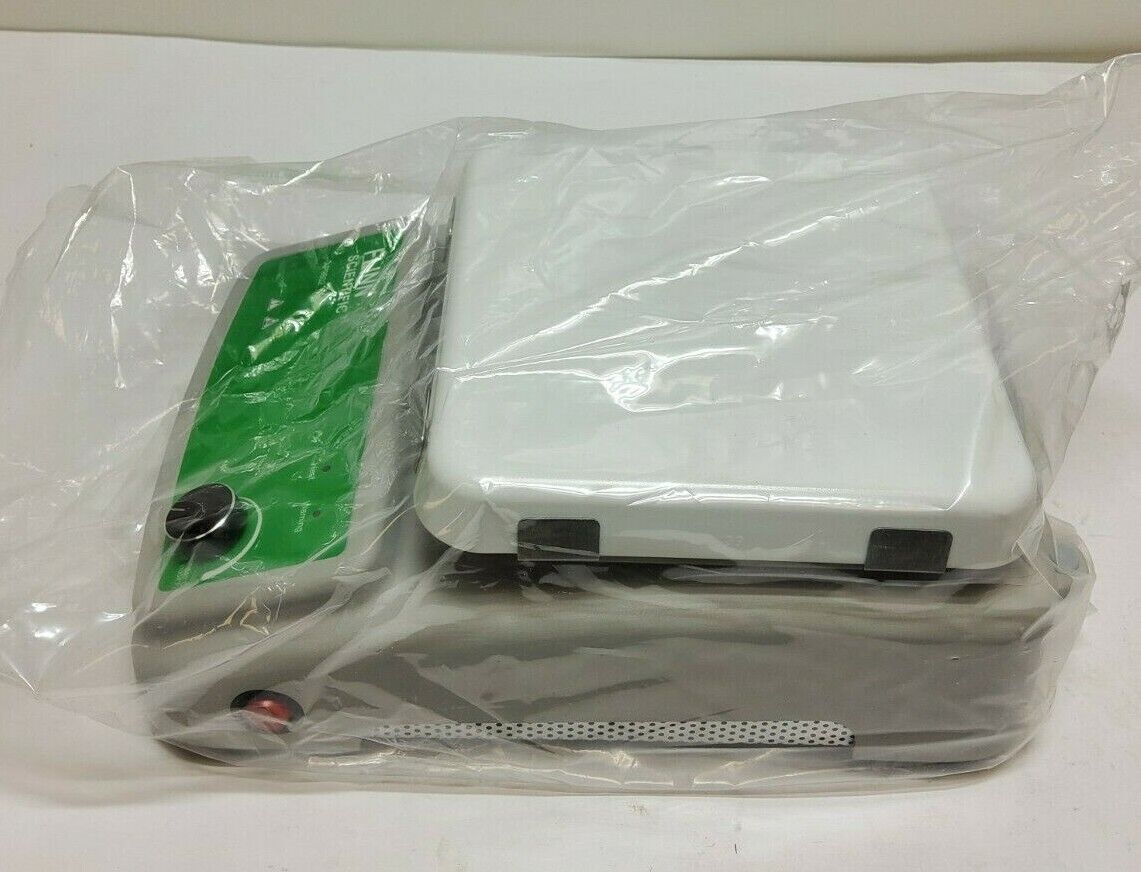 New Flinn Scientific Hot Plate and Magnetic Stirrer AP9802 - Fresh Stock Dated February 2026