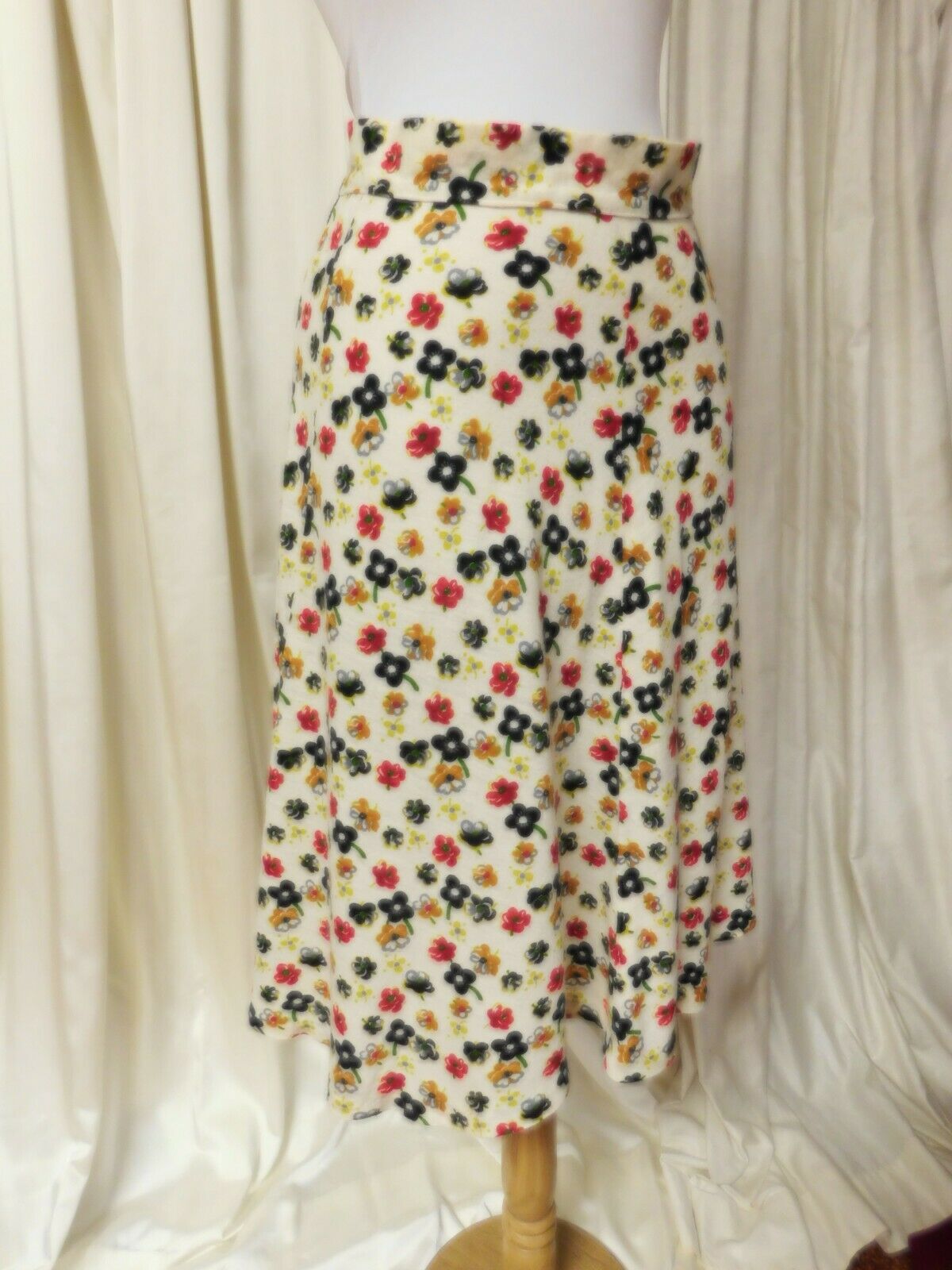 VTG 70's YOU BABES Floral Mini Skirt 28