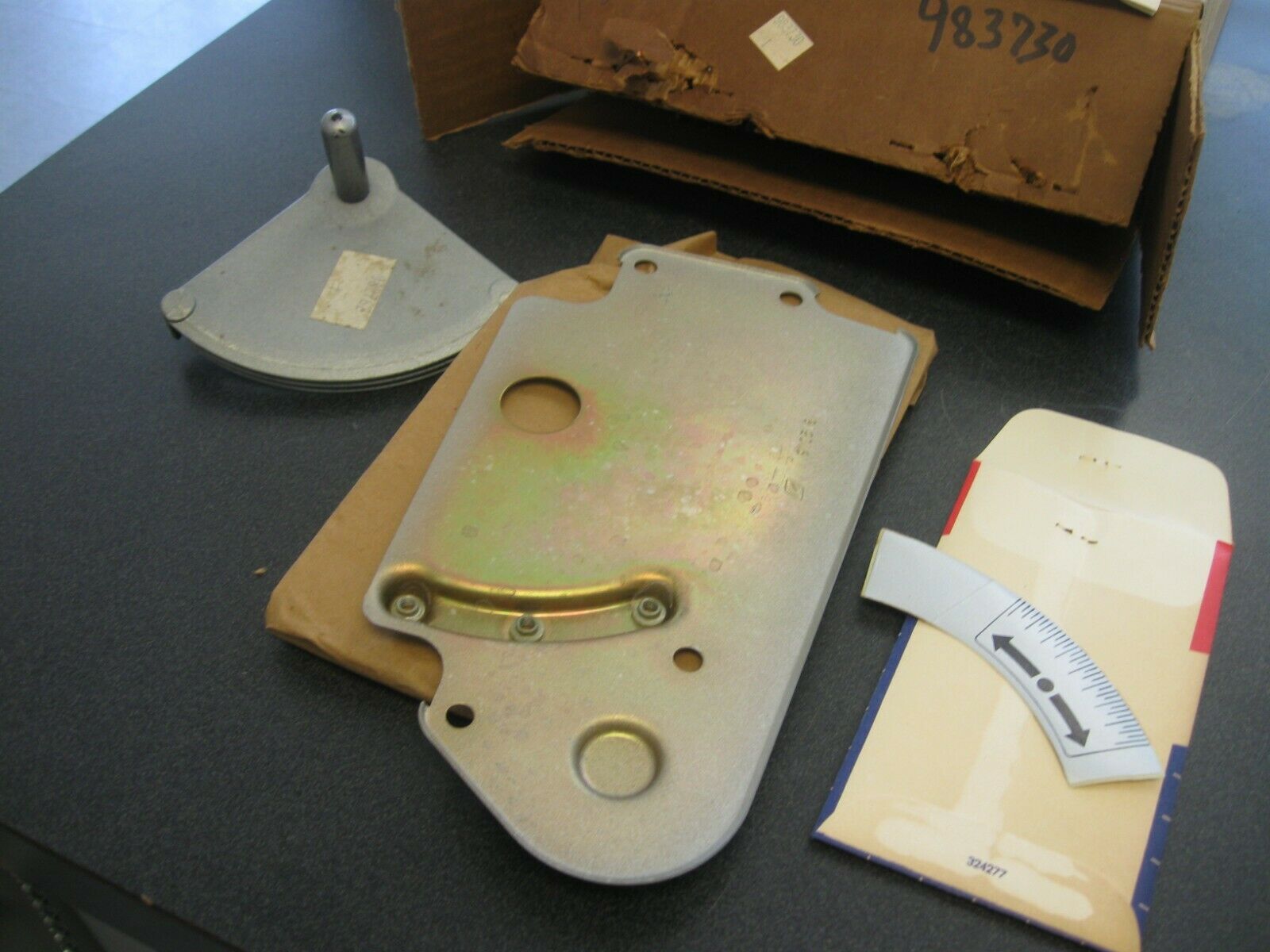 JOHNSON EVINRUDE OMC COVER AND PULLEY 0983730 SHELFJ9 - Fresh Stock Dated February 2026