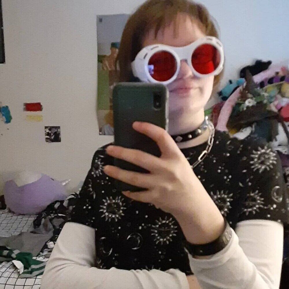 Television Room Glasses Willy Wonka Charlie Movie White Goggles Sunglasses TV - Fresh Stock Dated February 2026